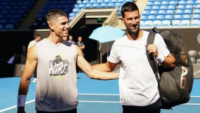 Vahvistettu: Carlos Alcaraz ja Novak Djokovic kohtaavat Australian avointen puolivälierissä