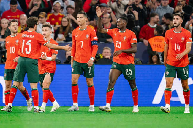 Cristiano Ronaldon vuoksi Portugalin maajoukkueessa uhkaa ”sisällissota”