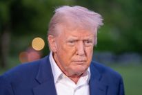 media/01/trumpsignalspossible_4550183t.jpg