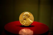 media/05/nobelprizes2025_4690543t.jpg