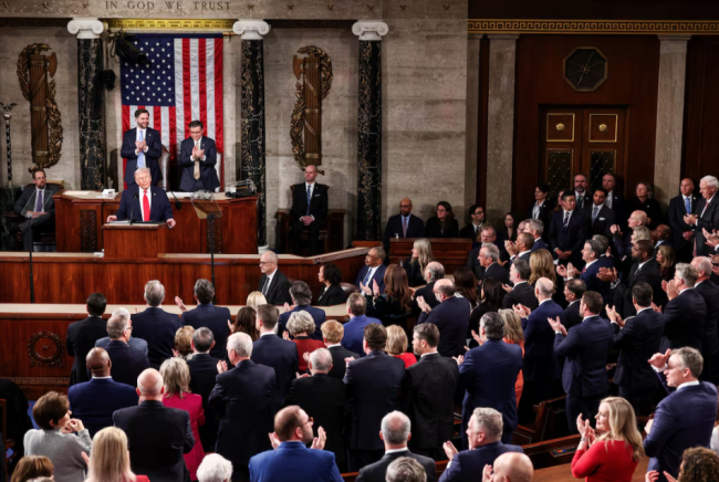 Trump julistaa "kultaisen aikakauden" State of the Union -puheessaan