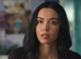 Tatiana Maslany yritt&auml;&auml; ratkaista rikoksen Apple TV:n Maximum Pleasure Guaranteed -ohjelmassa