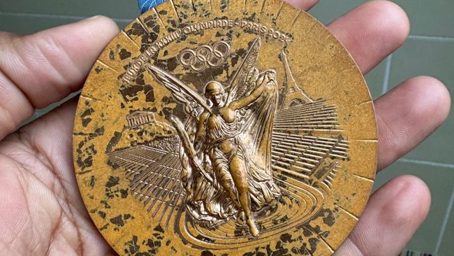 Yli 100 mitalia Pariisin 2024 -kisoista palautettiin olympialaisten järjestelytoimikunnalle vakavan heikkenemisen jälkeen