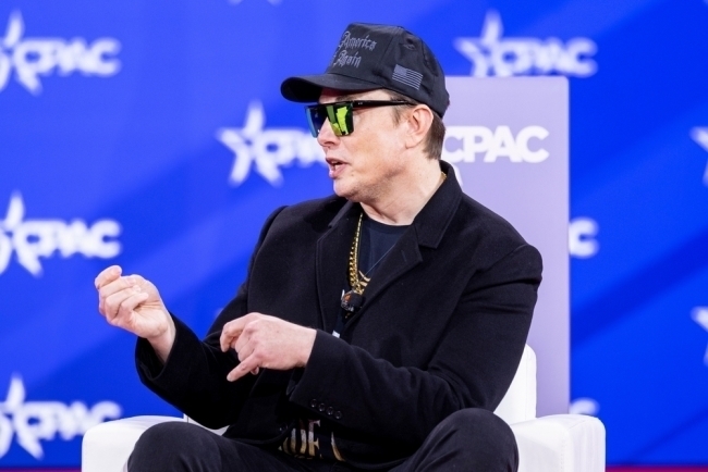 Elon Muskista tulee ensimmäinen yli 800 miljardin dollarin arvoinen henkilö SpaceX-xAI-sopimuksen jälkeen