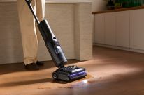 Roborock F25 Ultra - tämä ketterä märkäimuri höyrytysominaisuudella moppaa lattiat älyautomatiikan kanssa