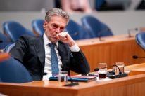 media/10/dutchgovernmentcollapses_4571003t.jpg