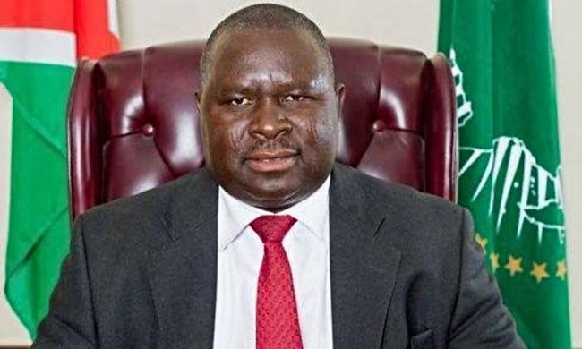 Adolf Hitler -niminen poliitikko voitti paikallisvaalit Namibiassa