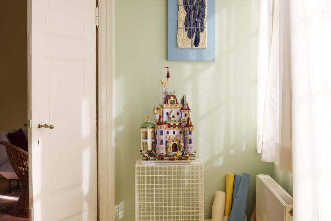 Lego ja Disney yhdistävät voimansa jälleen kerran Kaunotar ja hirviö -linnan rakennussarjalla