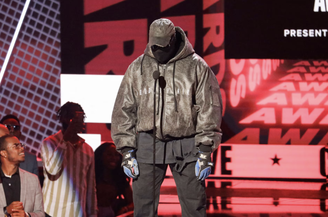 Wireless Festival peruttu Kanye Westin saatua bannin Britanniaan