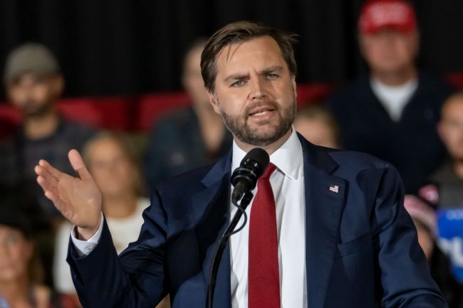 JD Vance sanoo, että Yhdysvalloilla on taloudellista ja sotilaallista vaikutusvaltaa Venäjään rauhansopimusneuvottelujen keskellä