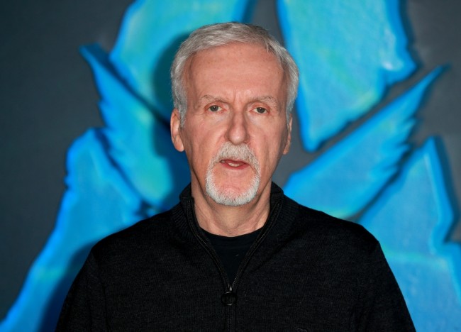 James Cameron jättää Yhdysvallat lopullisesti: "Kaikki ovat toistensa kurkussa"