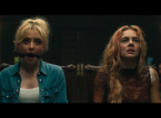 Samara Weaving ja Kathryn Newton taistelevat henkens&auml; edest&auml; uudessa Ready or Not 2: Here I Come -trailerissa