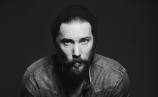 media/21/voicejoeljoins_2372113t.jpg