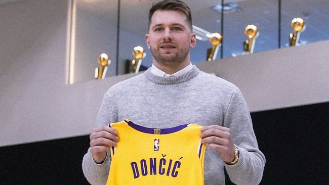 Luka Dončić sanoo, että LeBronin rinnalla pelaaminen on unelmien täyttymys, mutta "se oli aluksi todella vaikeaa"