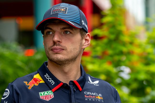 Barcelonasta kyselevien toimittajien ärsyttämä Max Verstappen on ylpeä kakkossijastaan