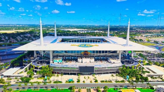 UEFA tekee "valitettavan päätöksen" järjestää LaLigan ja Serie A:n ottelut Miamissa ja Australiassa