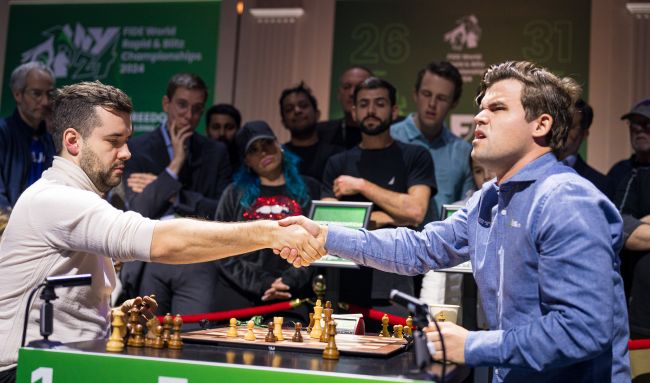 Uskomatonta: World Blitz Chess -titteli on jaettu keskinäisenä sopimuksena, mikä jätti fanit ajattelemaan, että kyseessä on "vitsi"