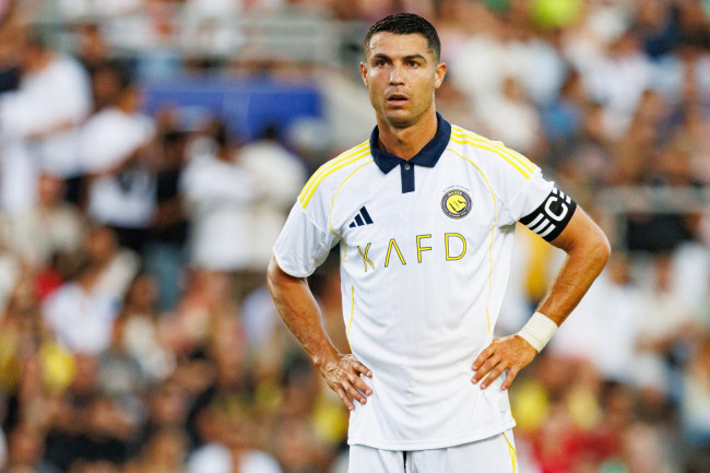 Al-Nassrin maalivahdin historiallinen kompurointi, joka esti Cristiano Ronaldon joukkueen voiton Saudi-Arabian liigassa