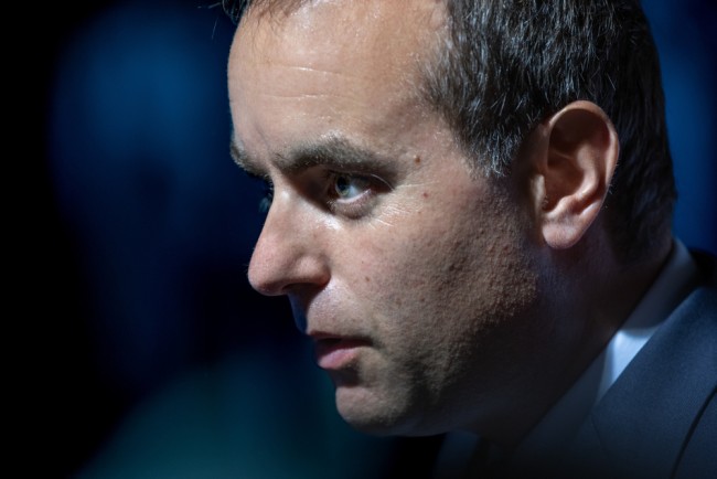 Lecornu aloittaa kiireelliset neuvottelut Ranskan poliittisen umpikujan helpottamiseksi