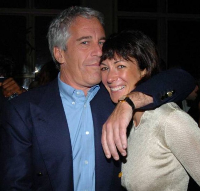 Yhdysvaltain korkein oikeus hylkää Ghislaine Maxwellin viimeisen valituksen