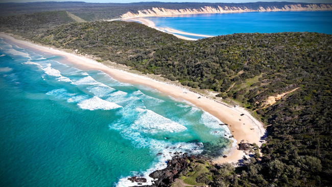 Australian avaruus Agency i uskoo tunnistaneensa Queenslandin rannikolle ajautuneet ”mystiset avaruuspallot”