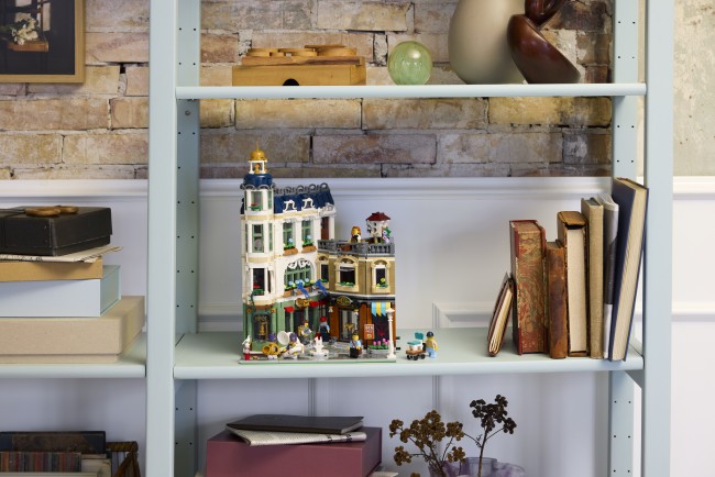 Laajenna Lego-kaupunkiasi tällä ihanalla ja viehättävällä ostoskadulla