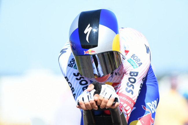 Florian Lipowitz keskeytti Tour de Francen kaatumisen jälkeen; Evenepoel kavensi eroa Pogacariin