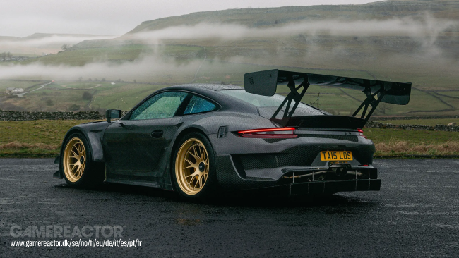Yorkshiren korjaamo on tehnyt Porsche GT3 R:stä tieliikenneluvan saavan version