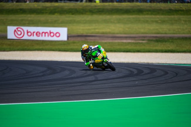 Moto3-kuljettaja Noah Dettwiler vakavassa tilassa kolaroituaan José Antonio Ruedan kanssa Malesiassa