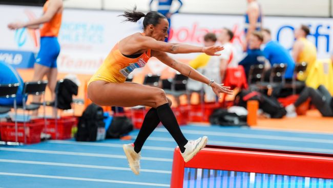 Ana Peleteiro voitti kultamitalin kolmiloikassa yleisurheilun sisäratojen EM-kisoissa