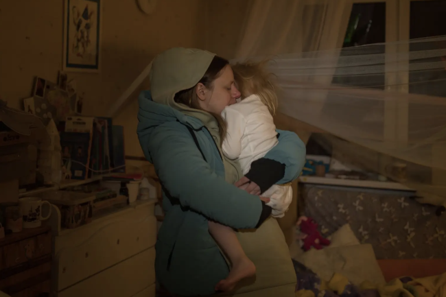 Tšekit keräävät yli 6 miljoonaa dollaria generaattoreiden lähettämiseksi jäätyvään Ukrainaan