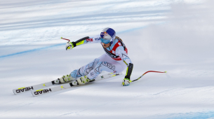 Lindsey Vonnille on tehty kaksi leikkausta olympialaisissa tapahtuneen kaatumisen jälkeen