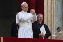 media/35/popeleourges_4583573t.jpg
