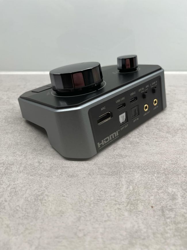 Sound Blaster G8, jykevä äänilaite striimaajille ja pelaajille