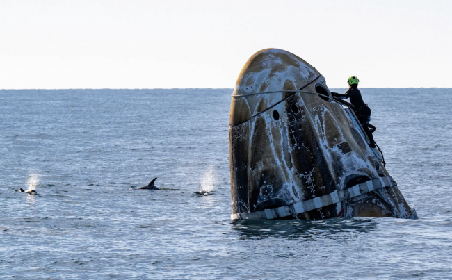 ISS:n miehistö putoaa Kalifornian edustalle ennennäkemättömässä NASA:n lääketieteellisessä evakuoinnissa