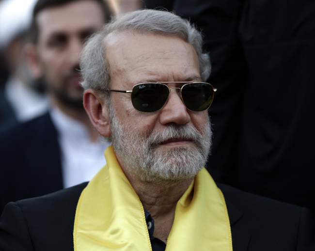 Iran vahvistaa Larijanin kuoleman, Netanjahu kehottaa iranilaisia "juhlimaan"