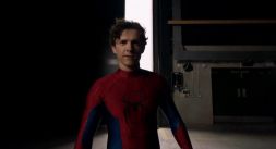 media/38/newspider_mansuit_4623843t.jpg