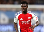 Arsenal varmisti Bukayo Sakan vuoteen 2031 asti, mik&auml; tekee h&auml;nest&auml; joukkueen parhaiten palkatun jalkapalloilijan