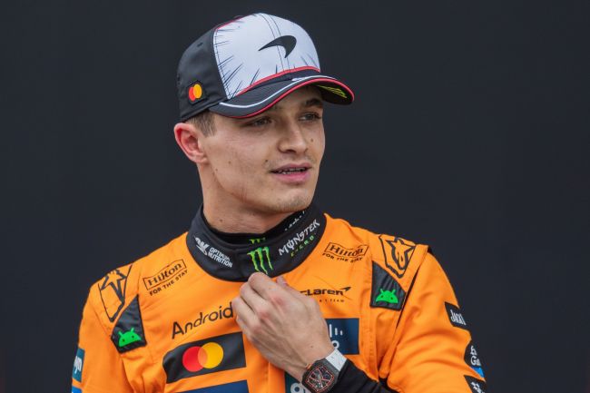 Lando Norris naureskelee Red Bullin ilmastointiteippi-välikohtaukselle: "pieniä sivutehtäviä, joilla tiimit viihdyttävät itseään"