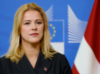 Latvian p&auml;&auml;ministeri Evika Silina eroaa ukrainalaisten lennokkien k&auml;sittelyn seurauksena Latvian maaper&auml;ll&auml;