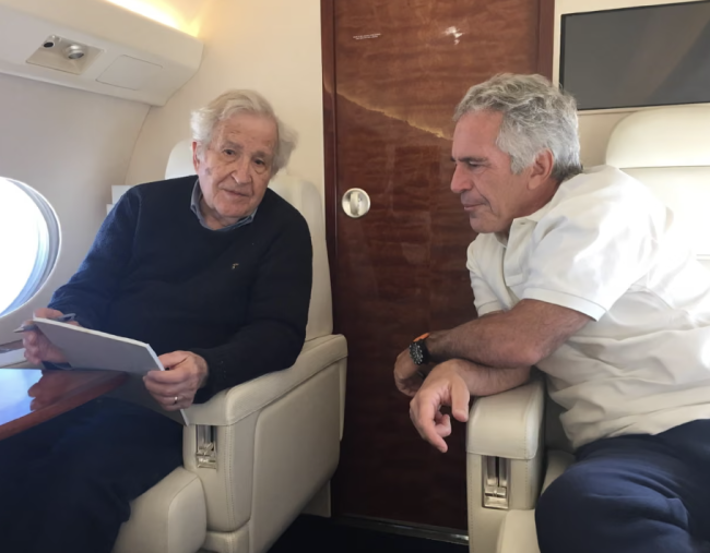 Noam Chomskyn vaimo pyytää anteeksi "vakavaa virhettä" suhteistaan Jeffrey Epsteiniin