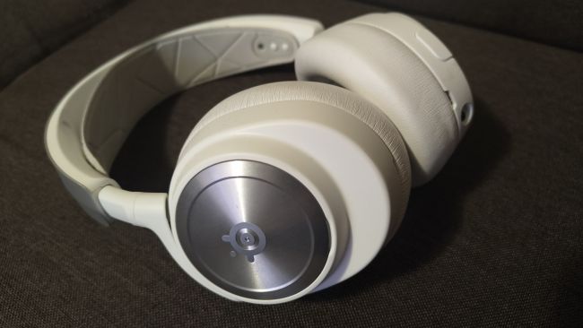 SteelSeries Arctis Nova Pro Wireless ovat huippulaatuiset pelikuulokkeet melkoisella hintalapulla