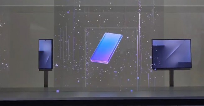 Ensimmäinen vilkaisu Samsungin kolminkertaisesti taittuvaan puhelimeen paljastui