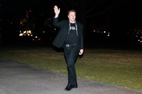 media/47/musktargetslawmakers_4594783t.jpg