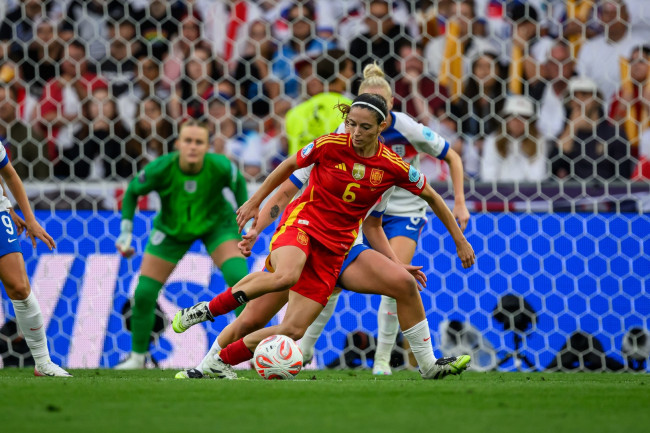 Espanja varmisti paikkansa vuoden 2027 naisten MM-kisoihin ennen Englantia huikealla +18 maalierolla