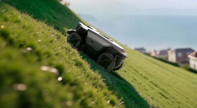 Roborock on nyt siirtymässä olohuoneesta nurmikolle