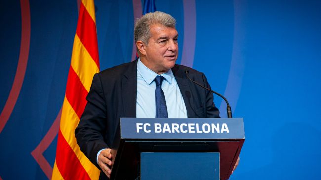 FC Barcelonan presidenttiä Joan Laportaa tutkitaan väitetyn sijoituspetoksen vuoksi