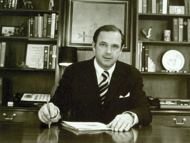 Alexander Butterfield kuolee 99-vuotiaana