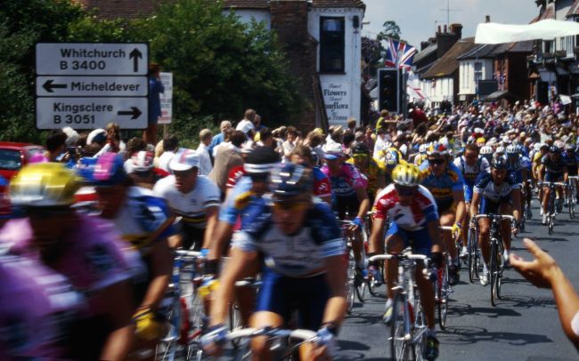 Pyöräilyn puheenjohtaja puhuu Tour de France -katsojien maksullisuutta koskevasta ehdotuksesta: "Se koskettaa kansallista keskustelua"