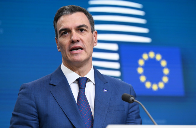Espanjan pääministeri Pedro Sánchez toistaa, etteivät he ole mukana Euroviisuissa: 